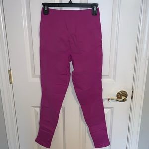 lululemon size 6 magenta leggings